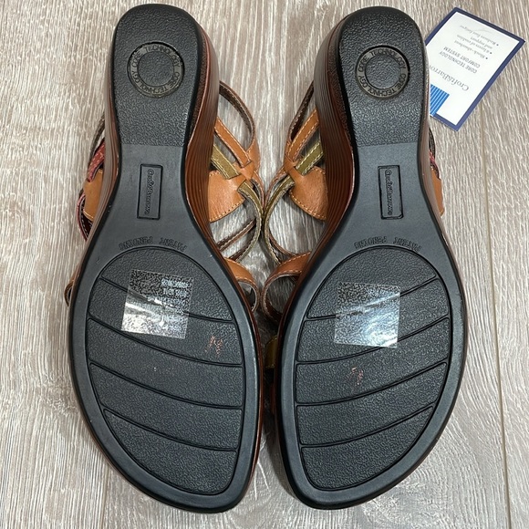 NWT Croft & Barrow Multicolored Strappy Leather Wedge Kaylie Comfort Sandals 9 M - Picture 11 of 16